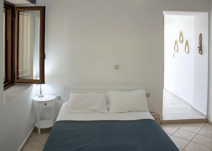 Mamouth アパート ハニア